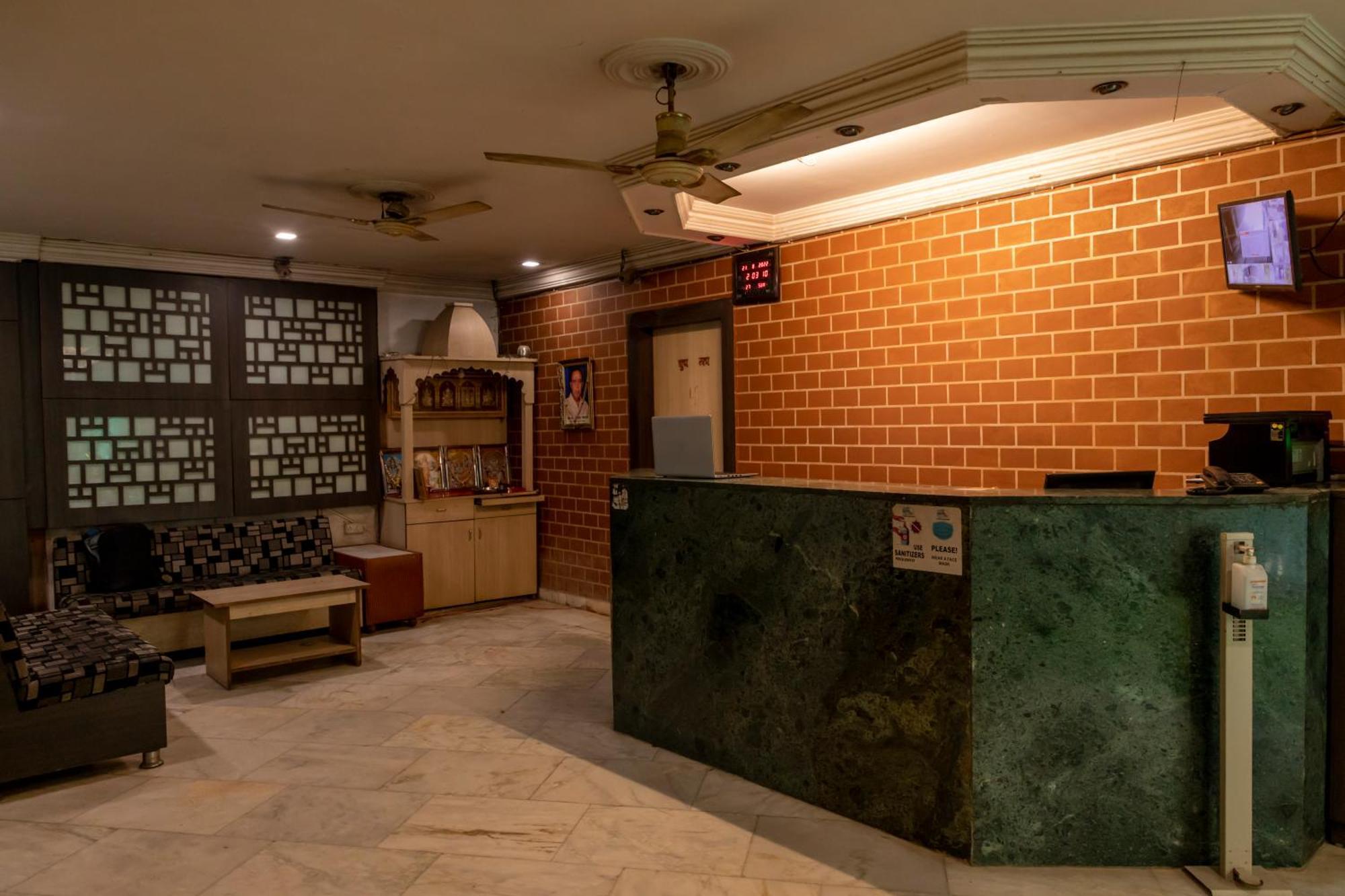 Adarsh Palace Hotel Bhopal Eksteriør billede
