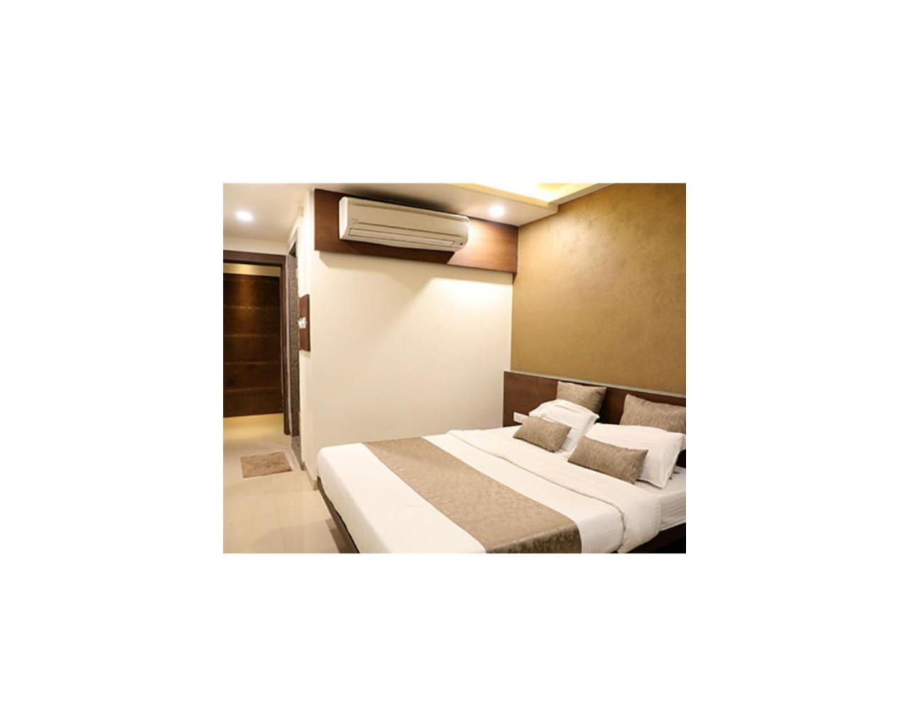 Adarsh Palace Hotel Bhopal Eksteriør billede